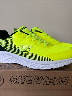 Skechers Microspec II Boys Size 7 Youth Yellow Black Athletic Sneakers NIB